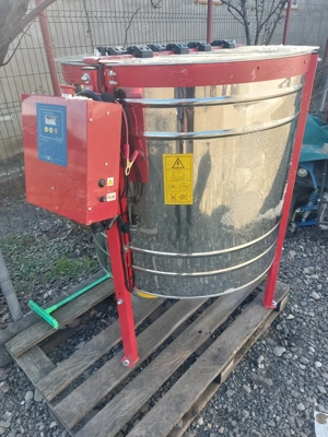 Centrifugă automată