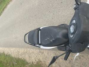 Vând scuter Kymco agiliti 50 4t - imagine 3