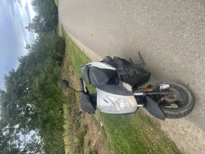 Vând scuter Kymco agiliti 50 4t