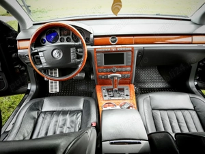 Volkswagen Phaeton 3.0 V6 CEXA , an de fabricație 2009  - imagine 7