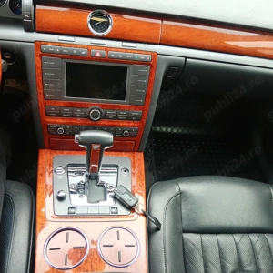 Volkswagen Phaeton 3.0 V6 CEXA , an de fabricație 2009  - imagine 5