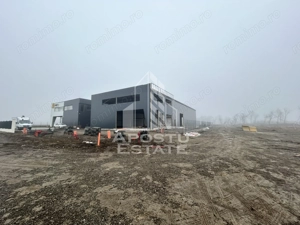 Hala cu Showroom, Strada Aeroport, aproape de VGP.