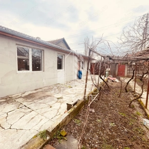 Casa “la gri” cu gradina, zona Calea Aurel Vlaicu - Bujac - imagine 4