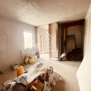 Casa “la gri” cu gradina, zona Calea Aurel Vlaicu - Bujac - imagine 8