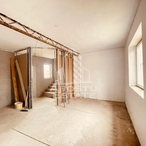 Casa “la gri” cu gradina, zona Calea Aurel Vlaicu - Bujac - imagine 12