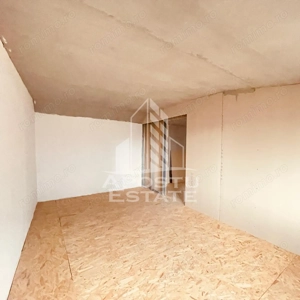 Casa “la gri” cu gradina, zona Calea Aurel Vlaicu - Bujac - imagine 18