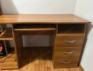 Vand birou in stare foarte buna