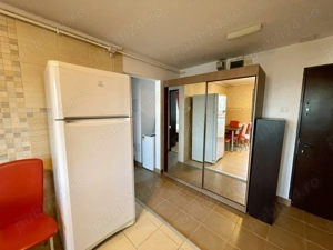 Apartament de 2 camere, decomandat, complet utilat, centrală termică proprie - imagine 9