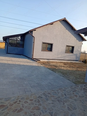 Casa de vânzare Babeni jud Valcea  - imagine 6