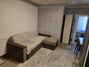 închiriez garsonieră 