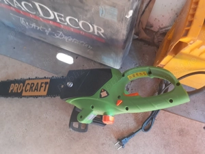 Vînd drujbă electrică.