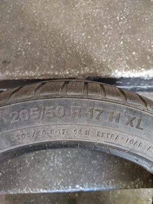 vând cauciuc Continental 205/50/17 - imagine 2