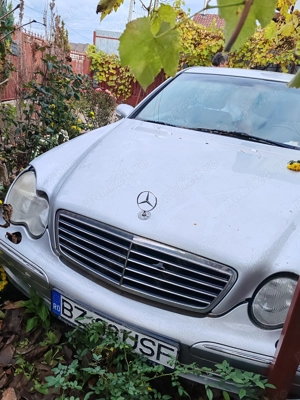 Dezmembrez Mercedes c 180 și Mercedes c 200 cupe - imagine 5