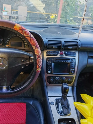 Dezmembrez Mercedes c 180 și Mercedes c 200 cupe - imagine 6