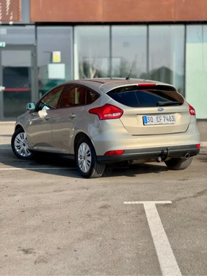 Ford Focus Bussines Hatchback 1.5 EcoBoost - imagine 3