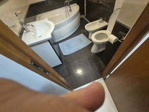 Închiriez apartament 2 camere Micro 4 et 2 - imagine 9