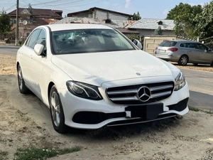 Dezmembram Mercedes E-Class W213 2.0 d 143 cp An 2016 Cod motor 654.920