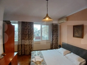 Pensiune 14 camere cu bai proprii si intrari separate, 500 mp, zona Mehala - imagine 7