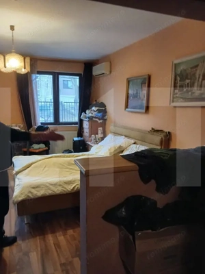 Pensiune 14 camere cu bai proprii si intrari separate, 500 mp, zona Mehala - imagine 2