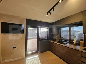Vila de lux cu 4 camere in Cornesti - imagine 2
