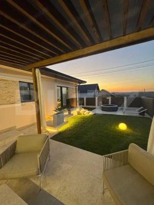 Vila de lux cu 4 camere in Cornesti - imagine 19