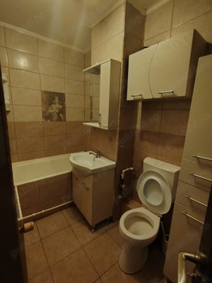 2 decomandate M20 etaj intermediar - imagine 9