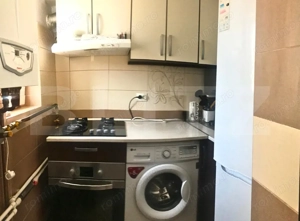 Apartament 2 camere modern, renovat complet, mobilat și parcare – Găești - imagine 4