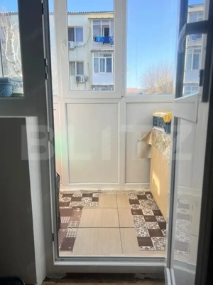 Apartament 2 camere, 40 mp, zona Micro 11 - imagine 7