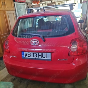 Vând Toyota Auris 