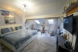 Apartament tip mansarda ,  decomandat , pe 2 niveluri , 92 mp utili - imagine 6