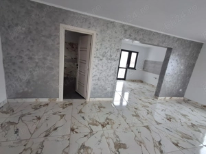 Casa la gata cu toate utilitatile - imagine 2