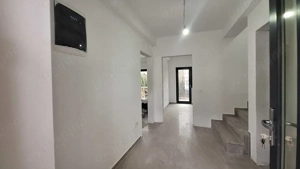 Casa Individuala P+1+pod-teren 350 mp-Str.Scolii