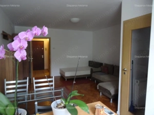 Inchiriez ap.decomandat cu o camera in Zona Circumvalatiunii,et.2, suprafata utila de 35 mp.