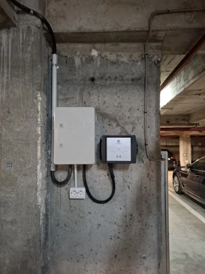 Vand loc de parcare cu statie masini electrice in Central Residential Park, zona Stefan Cel Mare - imagine 3