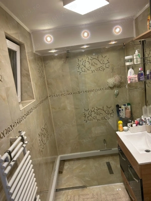 Vand apartament 3 camere 