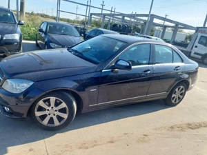 Dezmembram Mercedes C Class W204 2.2 cdi 136 cp An 2009 Cod motor 646.812 - imagine 3