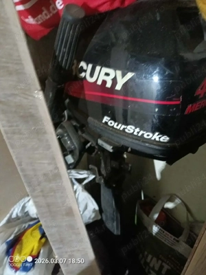 vând barcă cu motor 