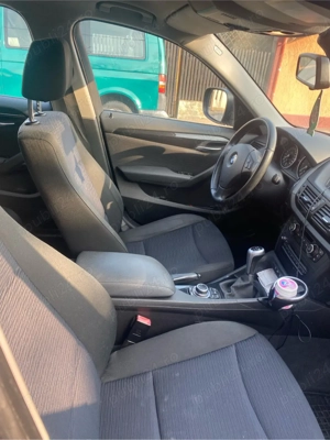 BMW x1 xdrive - imagine 5