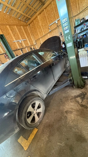 Vând Chevrolet Cruze   2012   1.6 Benzină   131 CP   Stare bună - imagine 2
