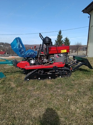 Tractor pe senile - imagine 3