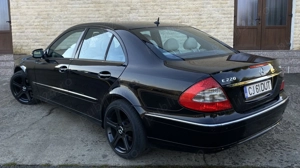 Mercedes e 220 w211