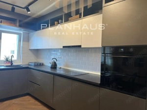 Vânzare apartament 2 camere ,B-dul Traian zona Pizza Plus - imagine 6