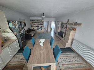 Vand 3 camere Braytim etaj 1 cu intrare din strada! - imagine 2