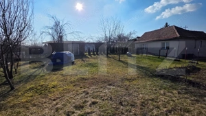 Teren generos cu casă – ideal pentru renovare sau dezvoltare - Zona centrala - imagine 6