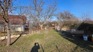 Teren generos cu casă – ideal pentru renovare sau dezvoltare - Zona centrala - imagine 3