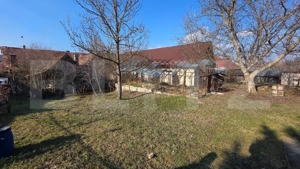 Teren generos cu casă – ideal pentru renovare sau dezvoltare - Zona centrala