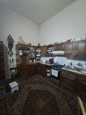 Apartament in cladire istorica, ultracentral, 4 camere - imagine 5