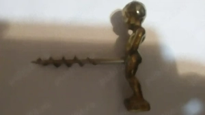 Tirbuson alama bronz vintage baiat ce face pipi, replica statuie Bruxelles - imagine 4