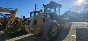 Cilindru compactor Caterpillar CAT CS 533 E - imagine 3