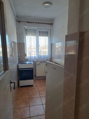 Apartament 2 camere de vanzare , 14 MAI , Nufarului , et. 4 semidecomandat , 39.900 euro neg .  - imagine 8